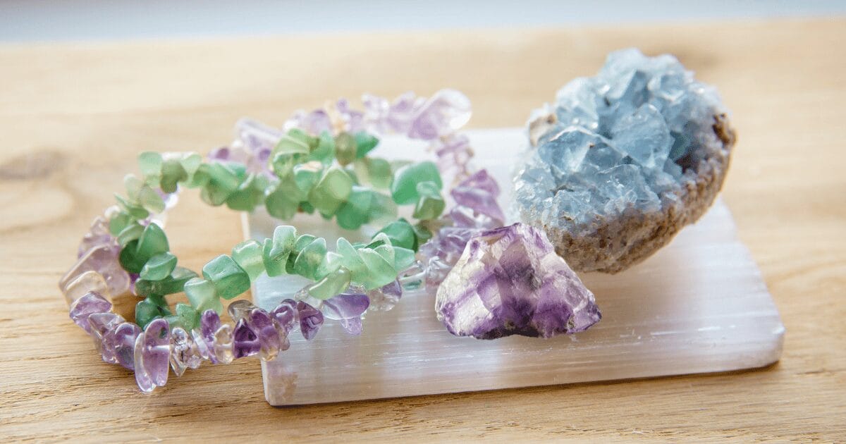 Using selenite for crystal cleansing