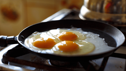 fry eggs