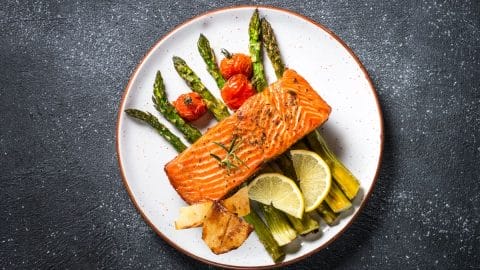 baked salmon and asparagus